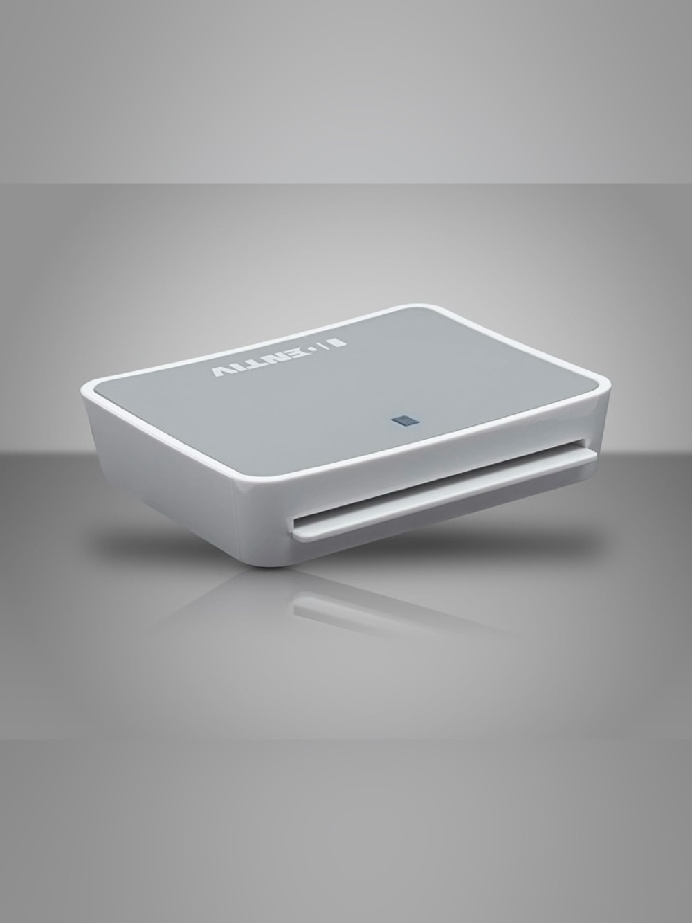Identiv's uTrust 2700 R Contact Smart Card Reader - Picture 2 of 3